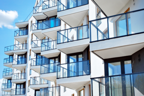Advantages of Investing in a Luxury Apartment